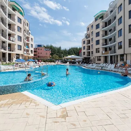 Lägenhet 1bedroom W Balcony &kitchen Wifi ❤rx❤ *